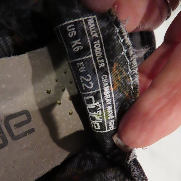 Hey Dudes Toddler 6K Wally (NWOT) - Picture 6 of 6